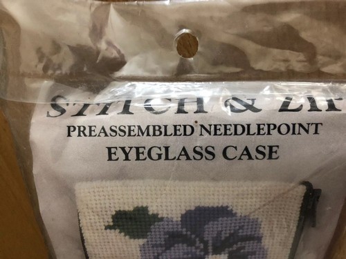 Stitch & Zip Needlepoint Kit Pansies Eyeglass case self finishing New @1992