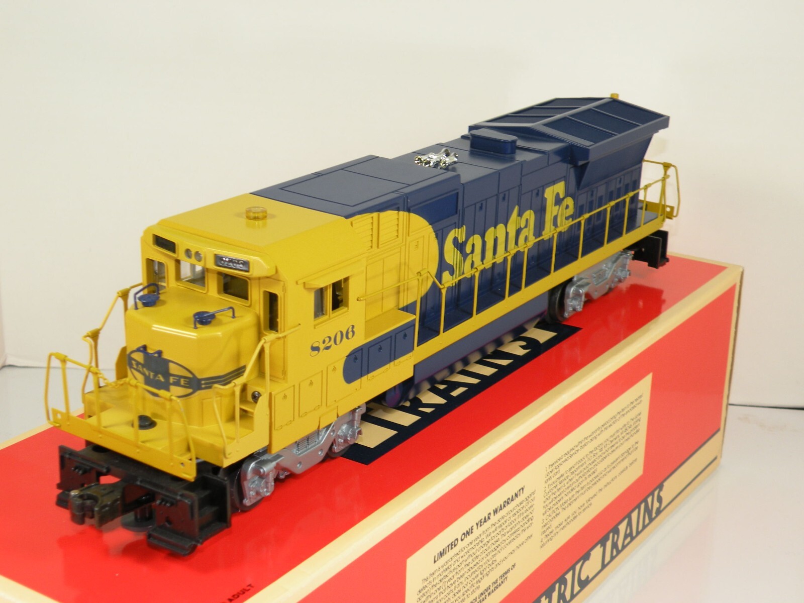 Lionel 6-18206 ATSF Santa Fe Dash-8 40B Diesel Locomotive Lionel 6-18206 ATSF Santa Fe Dash-8 40B Diesel Locomotive