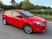 2014 Ford Focus 1.0 125 EcoBoost Zetec Navigator 5dr HATCHBACK Petrol Manual