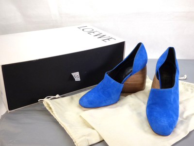 Blue designer shop pumps