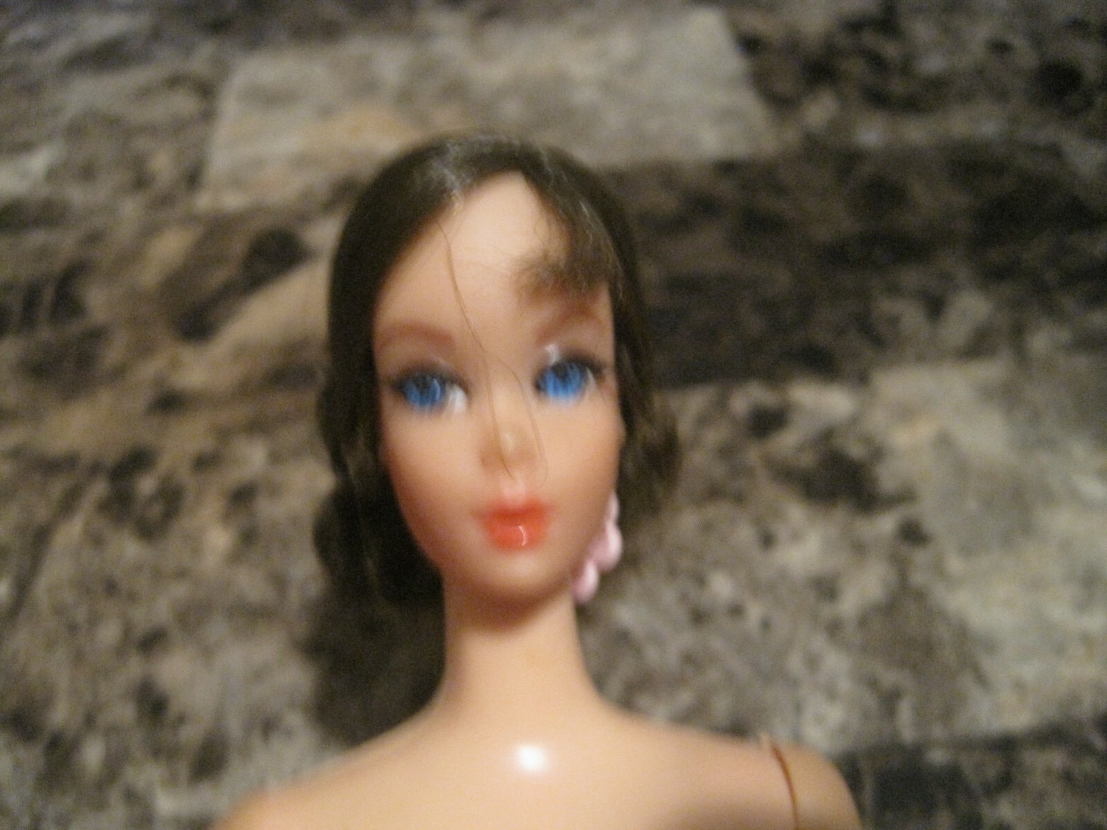 VINTAGE TALKING BARBIE !  BRUNETTE NAPE CURL!    FOR PARTS