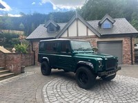 Land Rover Defender 110 Twisted Green 2006