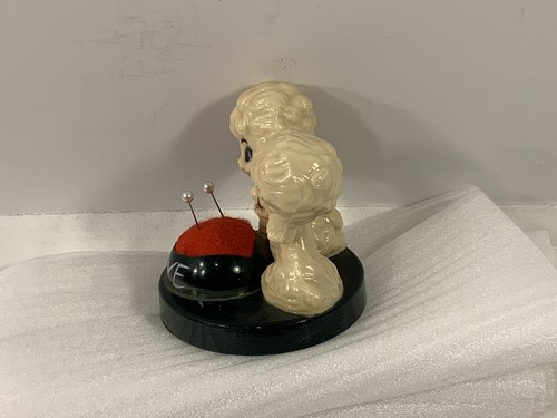 Vintage Lambs “Love” Pin Cushion Plastic Sewing Needle ~ Hong Kong ~ CUTE