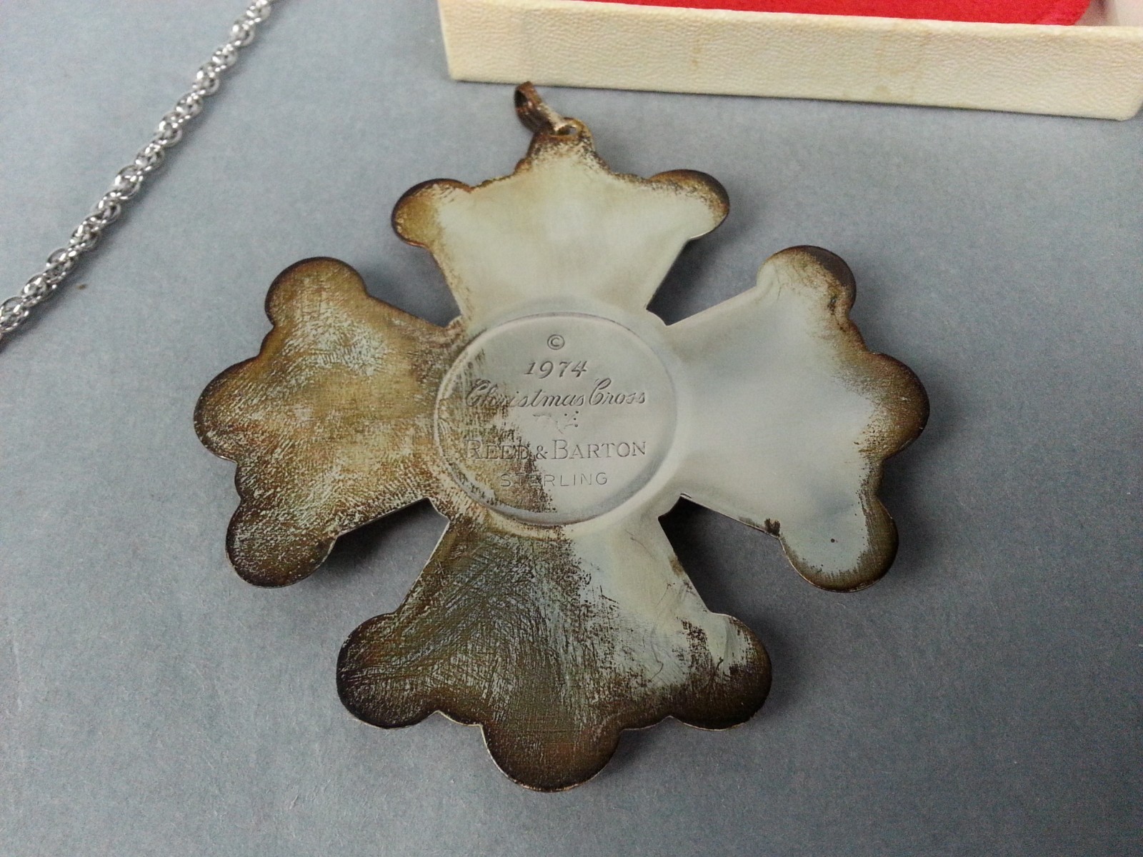 REED & BARTON STERLING SILVER 1974 CHRISTMAS CROSS ORNAMENT