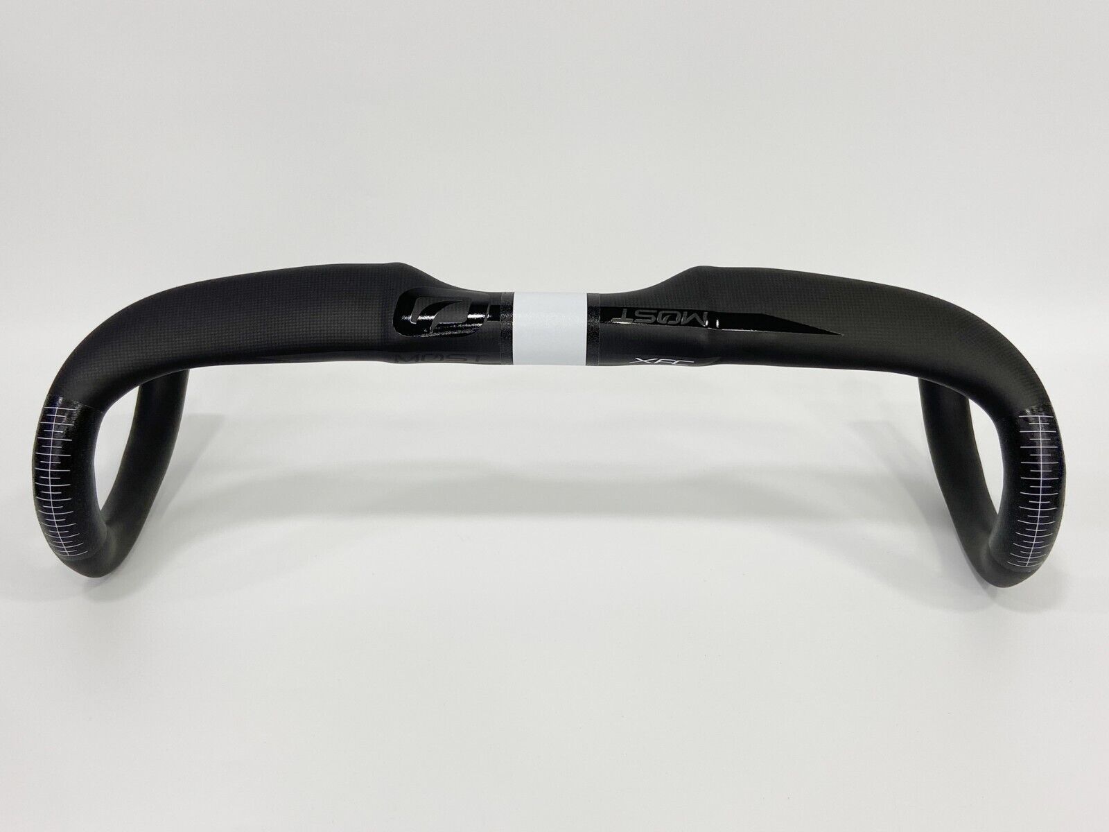 Pinarello Most Jaguar XFC Aero TiCR Carbon Road Handlebar Pinarello Most Jaguar XFC Aero TiCR Carbon Road Handlebar