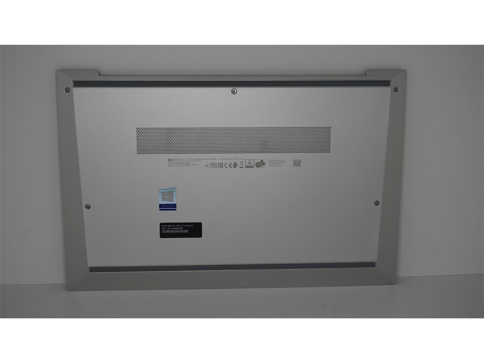 HP 176X4EA#ABD Abdeckung HP Elitebook 840 G7  neuwertig
