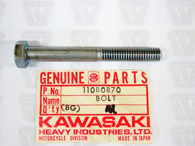 〇〇 Zx200-3 Zx270-3 Excavator Engine Parts 4HK1 Thermostat 8