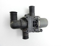 Land Rover Discovery 4 L319 09-13 SDV6 3,0 188KW Wasserventil Ventil für Heizung Land Rover Discovery 4 L319 09-13... Vorschau 4