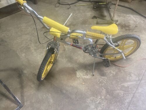 Mongoose BMX Stranger Things Complete Bike | eBay Mongoose BMX Stranger Things Complete Bike | eBay