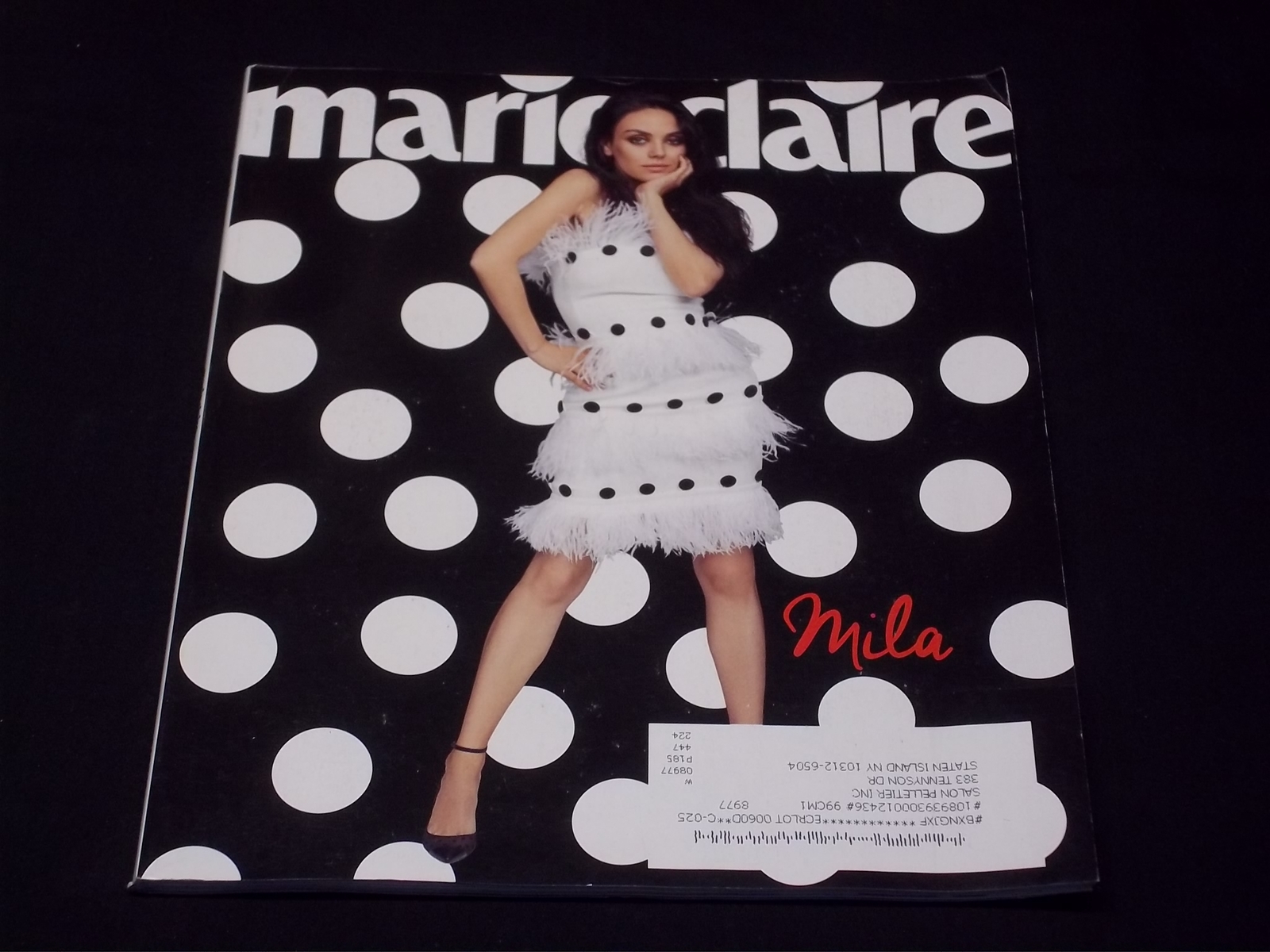 2017 NOVEMBER MARIE CLAIRE MAGAZINE - MILA KUNIS - FRONT COVER - L