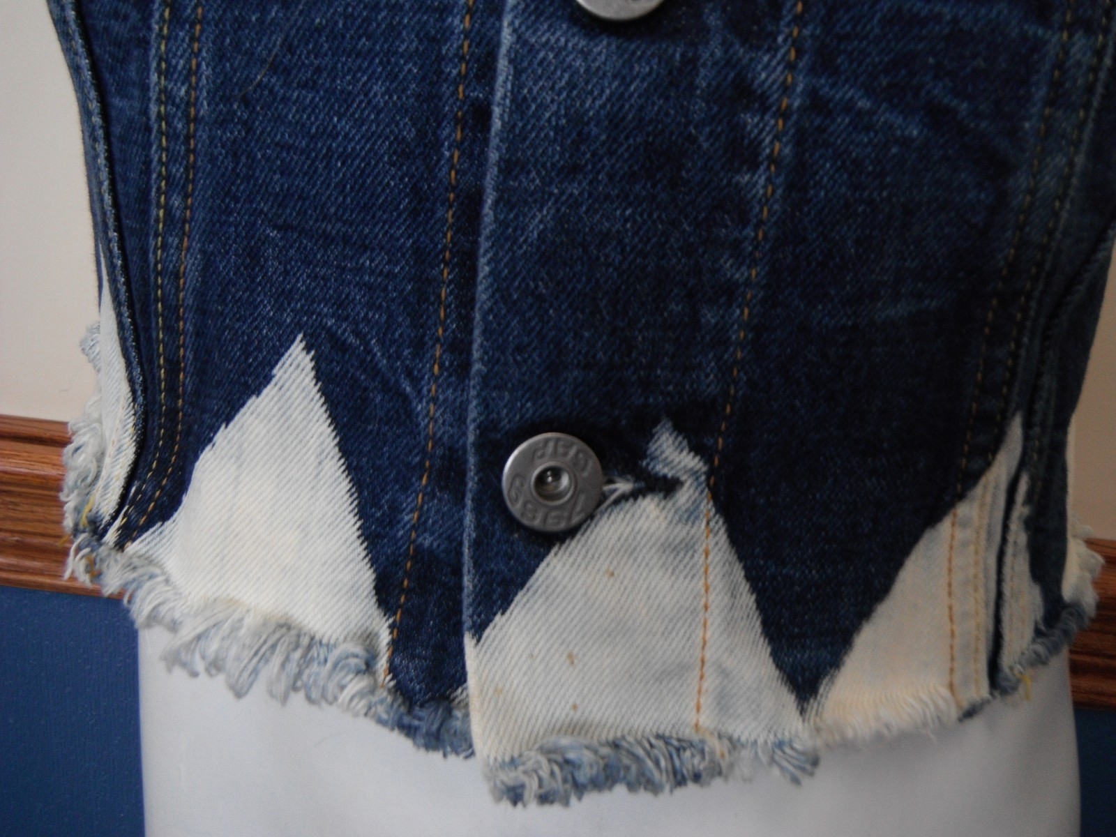 RARE GAP late '90's made in ITALY painted indigo distressed cropped denim vest S