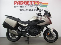 2025 Honda NT1100 - MANUAL