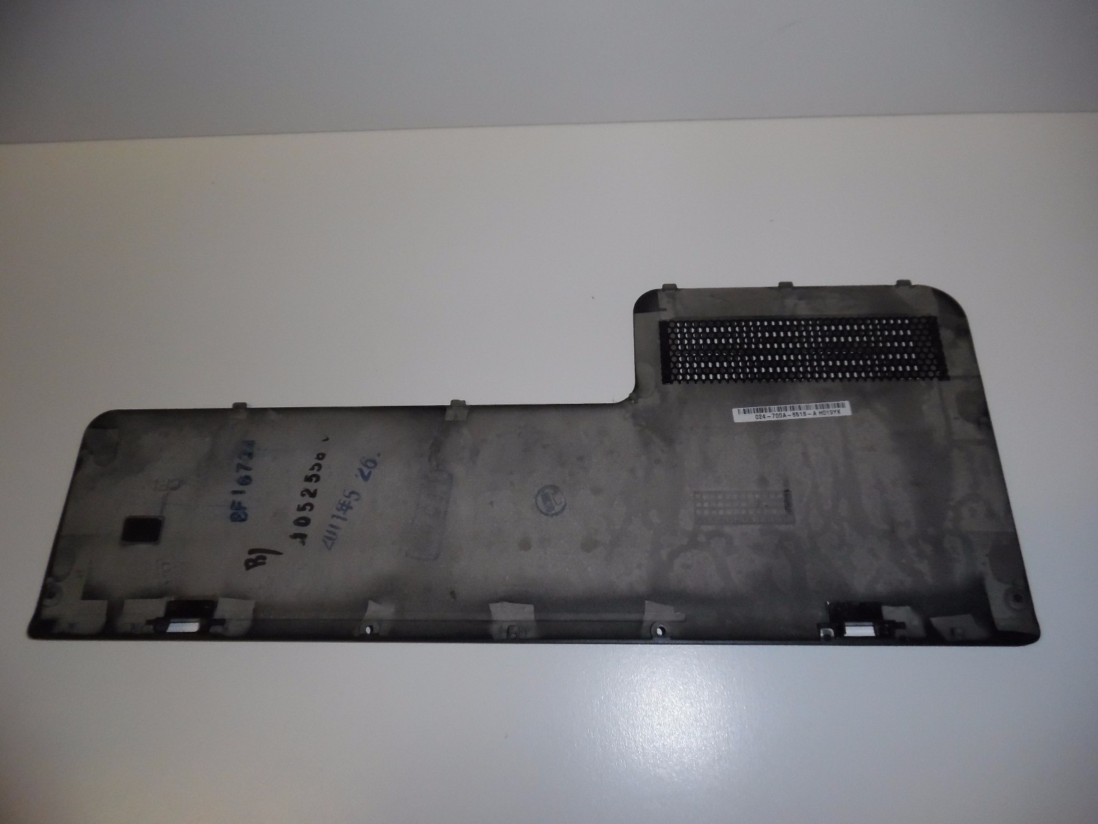 Sony PCG-41216L VPCSB Series Cover Door 024-700A-8518-A (E36-47)