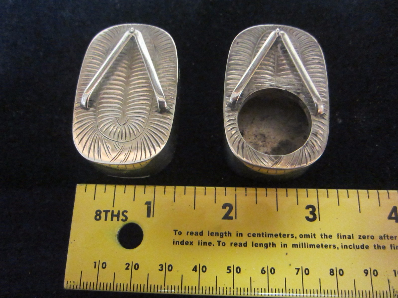 JAPAN   STERLING  SALT &  PEPPER  SANDALS