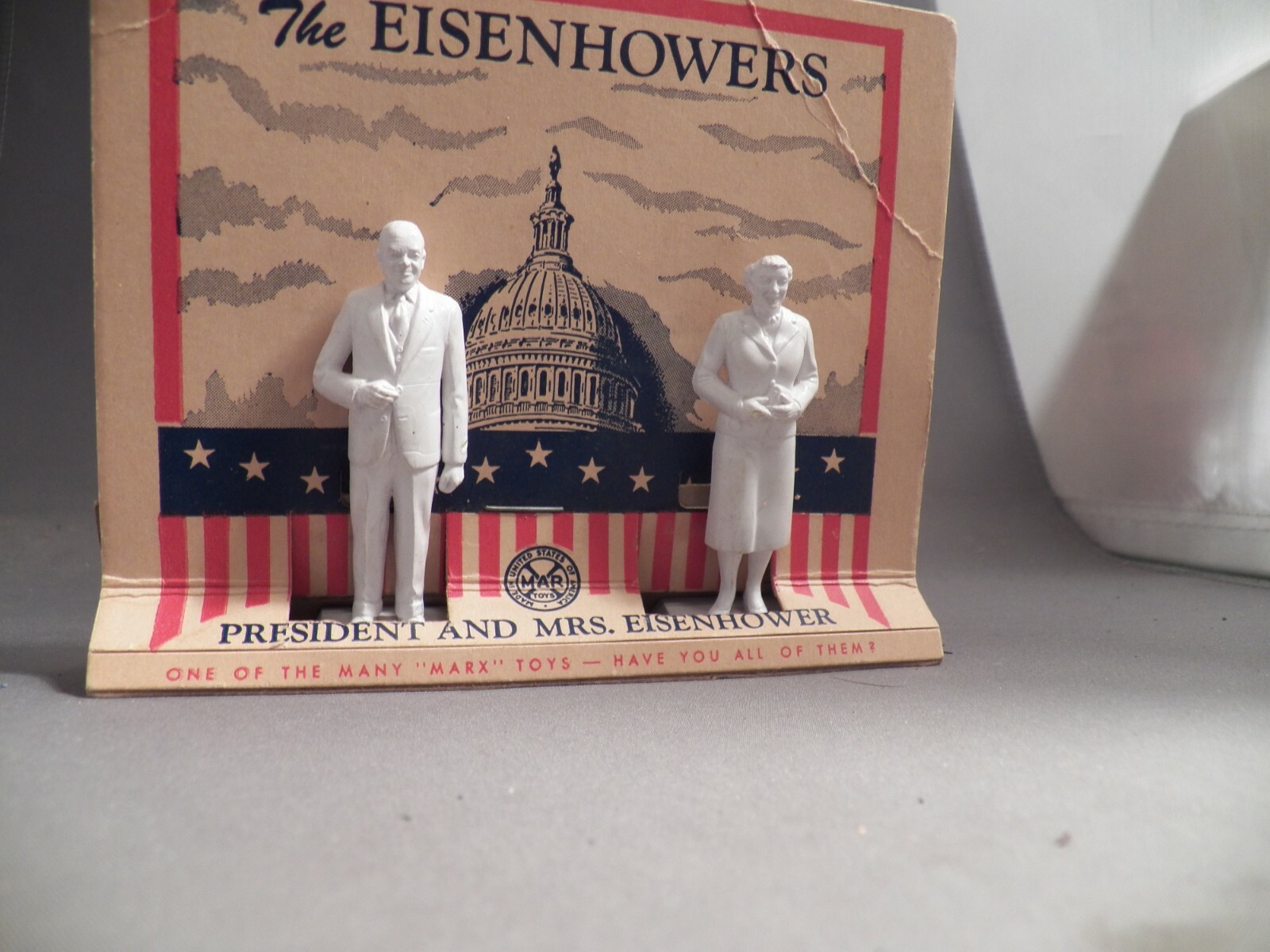 Marx 60mm Eisenhowers  Dwight and Mamie On Card