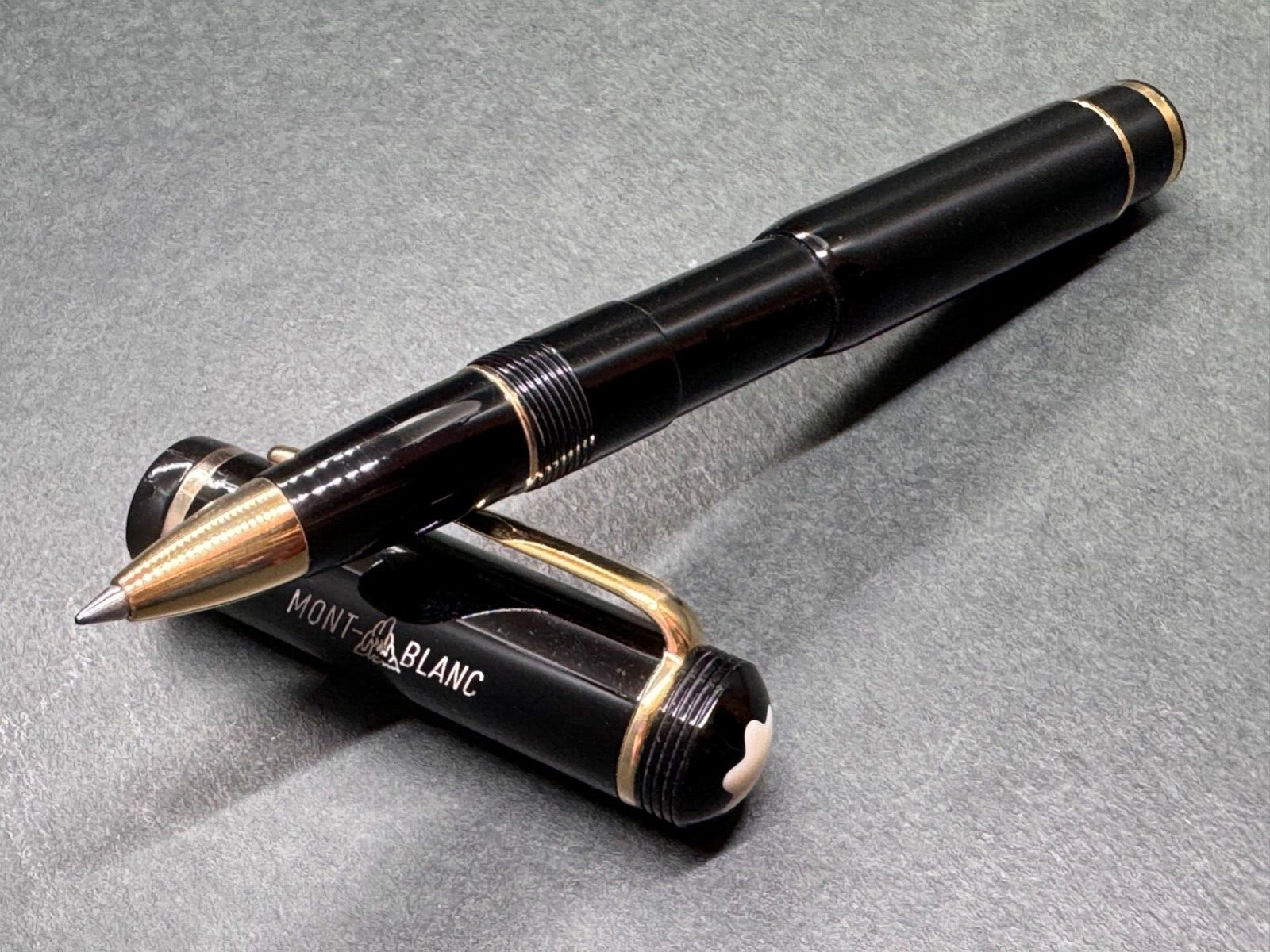 レア MONTBLANC ボールペン NO.282 silver l レア MONTBLANC ボールペン NO.282 silver metal - メルカリ