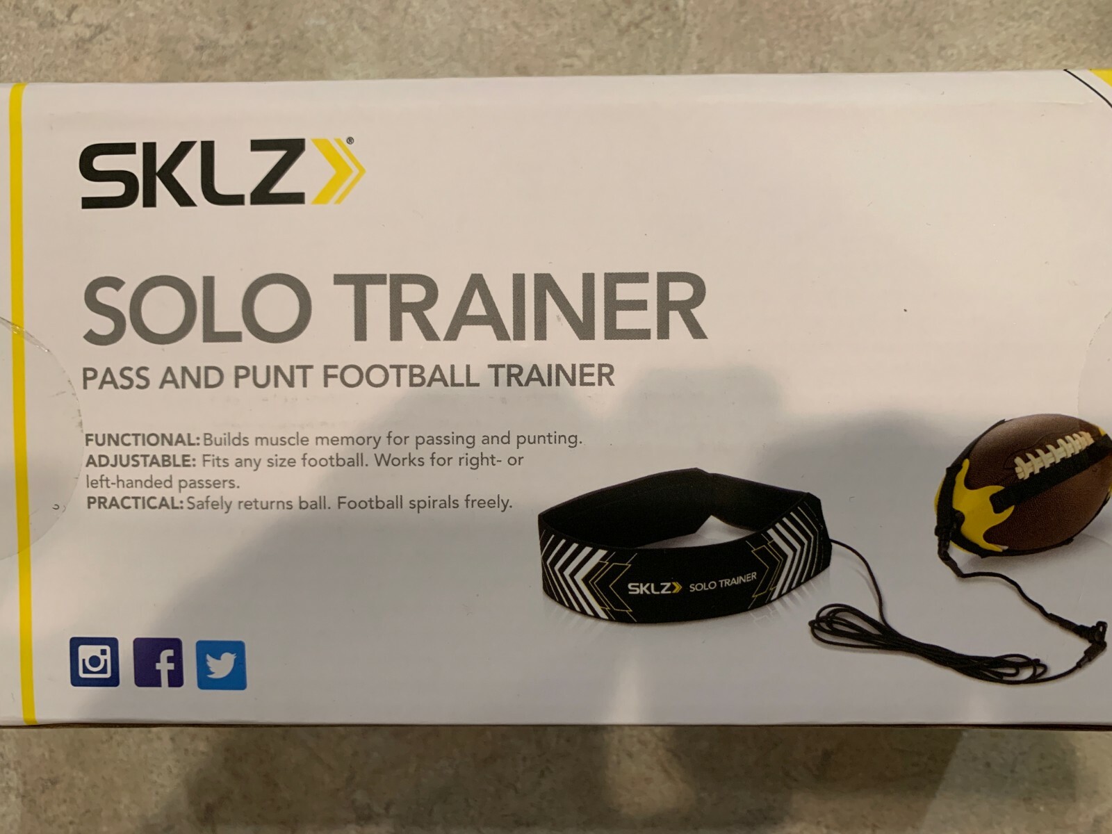 SKLZ Football Solo Pass and Punt Trainer Kick Training QB Equipment Sealed NIB