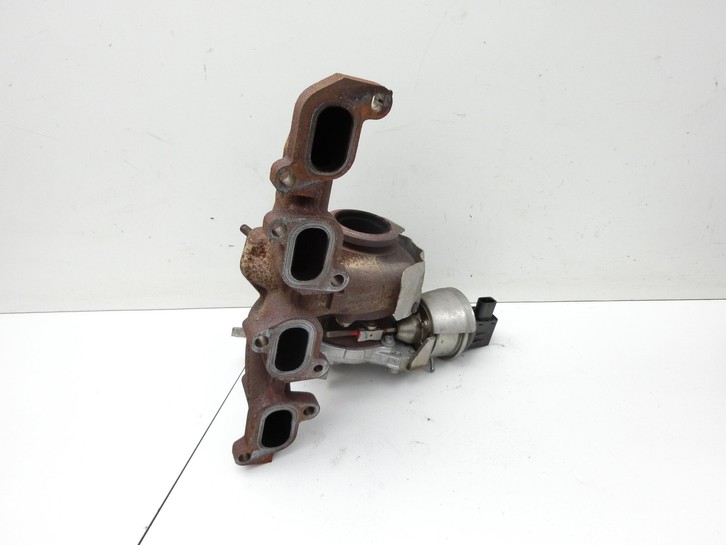 Audi Q3 8U 11-14 TDI 2,0 100KW CFFA Turbolader Turbo Abgasturbolader Audi Q3 8U 11-14 25.04.2013 03L253010G... Bild 9