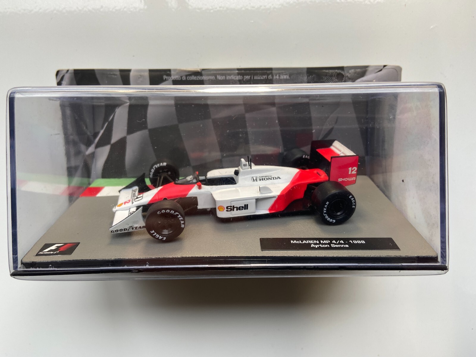 F1写真集 F1 SCENE 2004 vol.1〜4 BOXセット F1写真集 F1 SCENE 2004 vol.1〜4 BOXセット