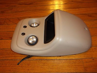 03-06 CHEVY GMC TRUCK OVERHEAD CONSOLE DOME MAP LIGHT silverado sierra 1500-3500