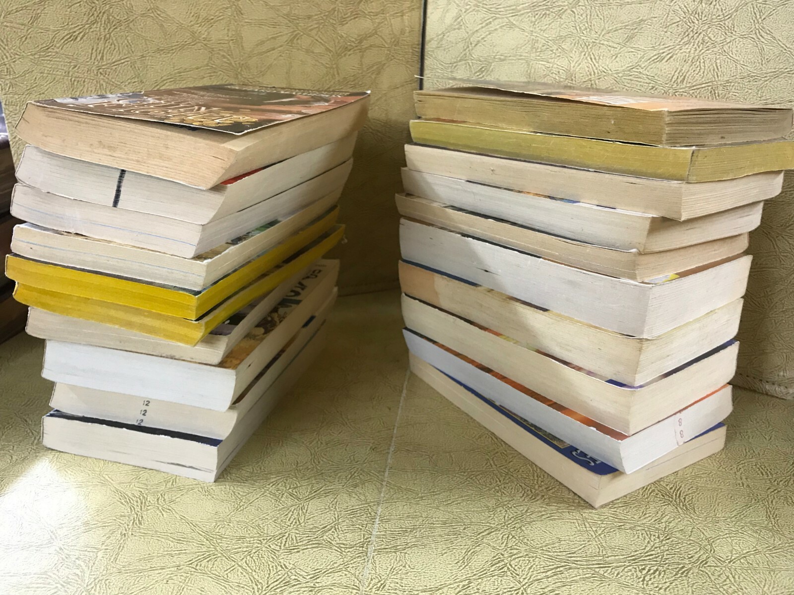 LOT of 20 Western paperbacks~Various Authors; Manning. Cotton...~FREE SHIPPING!