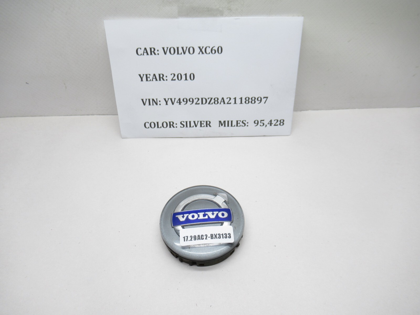 2010-2013 Volvo XC60 Wheel Center Cap Front Rear OEM 30666913 Used