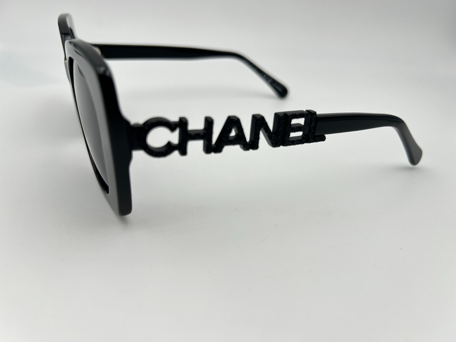 Chanel Sunglasses New 5422-B-A 501/T8 Polarized Black Gray 53 17 140