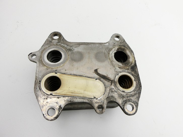 Skoda Superb II 3T 08-13 2.0 125KW ölkühler ölfilter Ölkühler Skoda Superb II 3T 08-13 18.02.2011 03L117021C gebraucht Vorschau 2