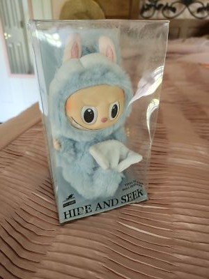 ぬいぐるみ LABUBU MOKOKO CLOSE TO SWEET Pop Mart Labubu Mokoko Close to Sweet Vinyl Plush Doll - US