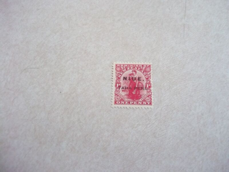 NIUE Cook Islands Stamp SG 21 Scott 19 Perf 14 OG Hinged