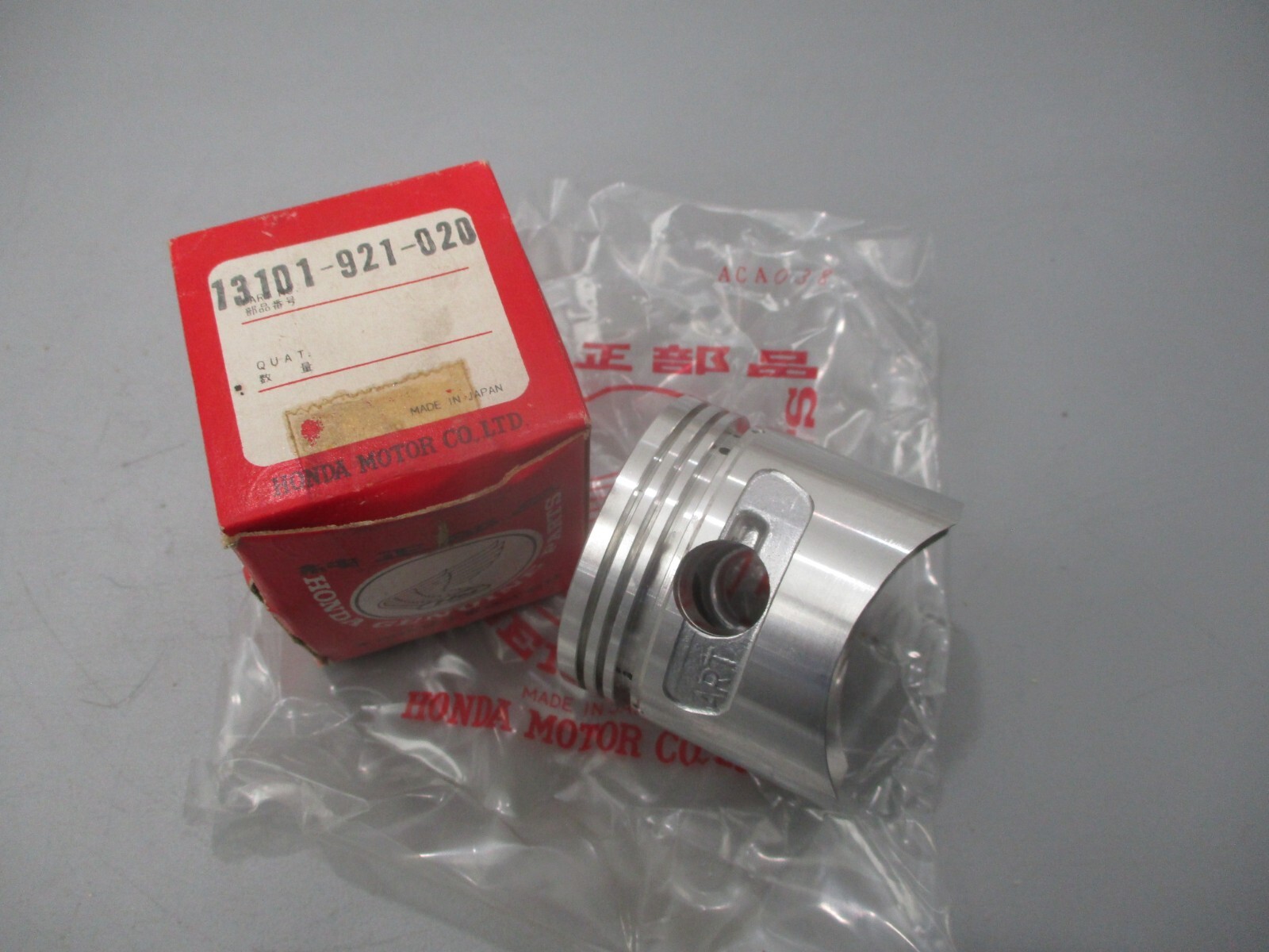 NOS Honda OEM Piston STD 13101-921-020 | eBay
