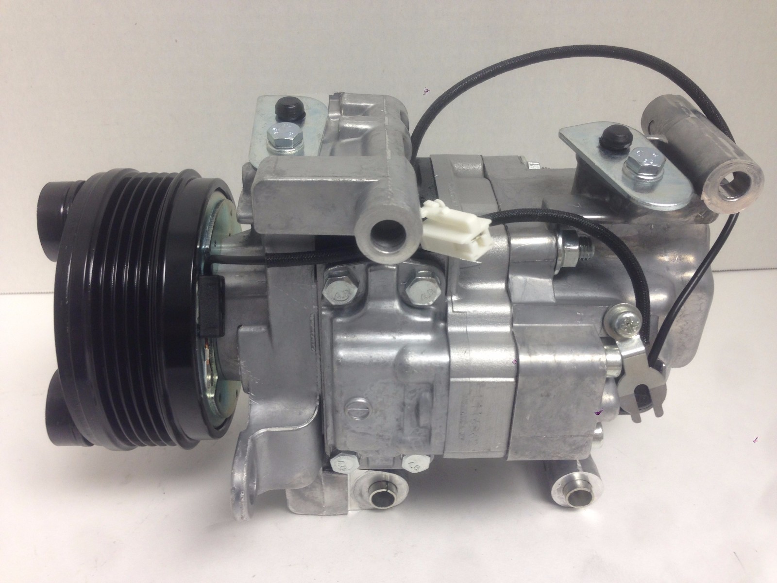 BRAND NEW AC A/C COMPRESSOR MAZDA 3 MAZDA 5 2004 2005 2006 2007 2008