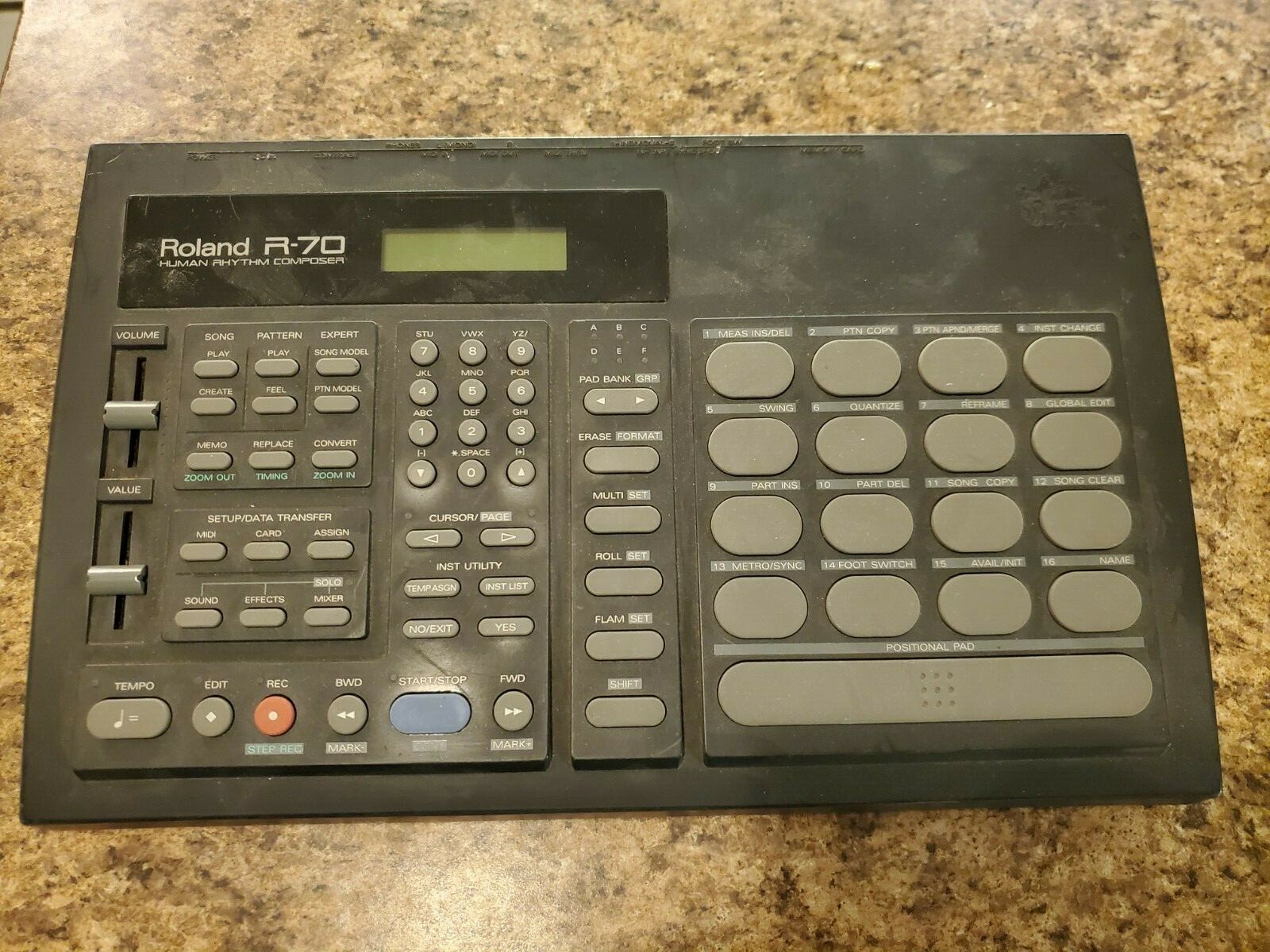 ライトニングボルト Roland R-70 リズムマシン(ガイドブック付き