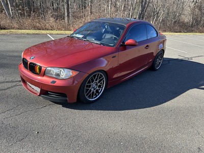 Owner 2009 BMW 135i Coupe Red RWD Automatic I