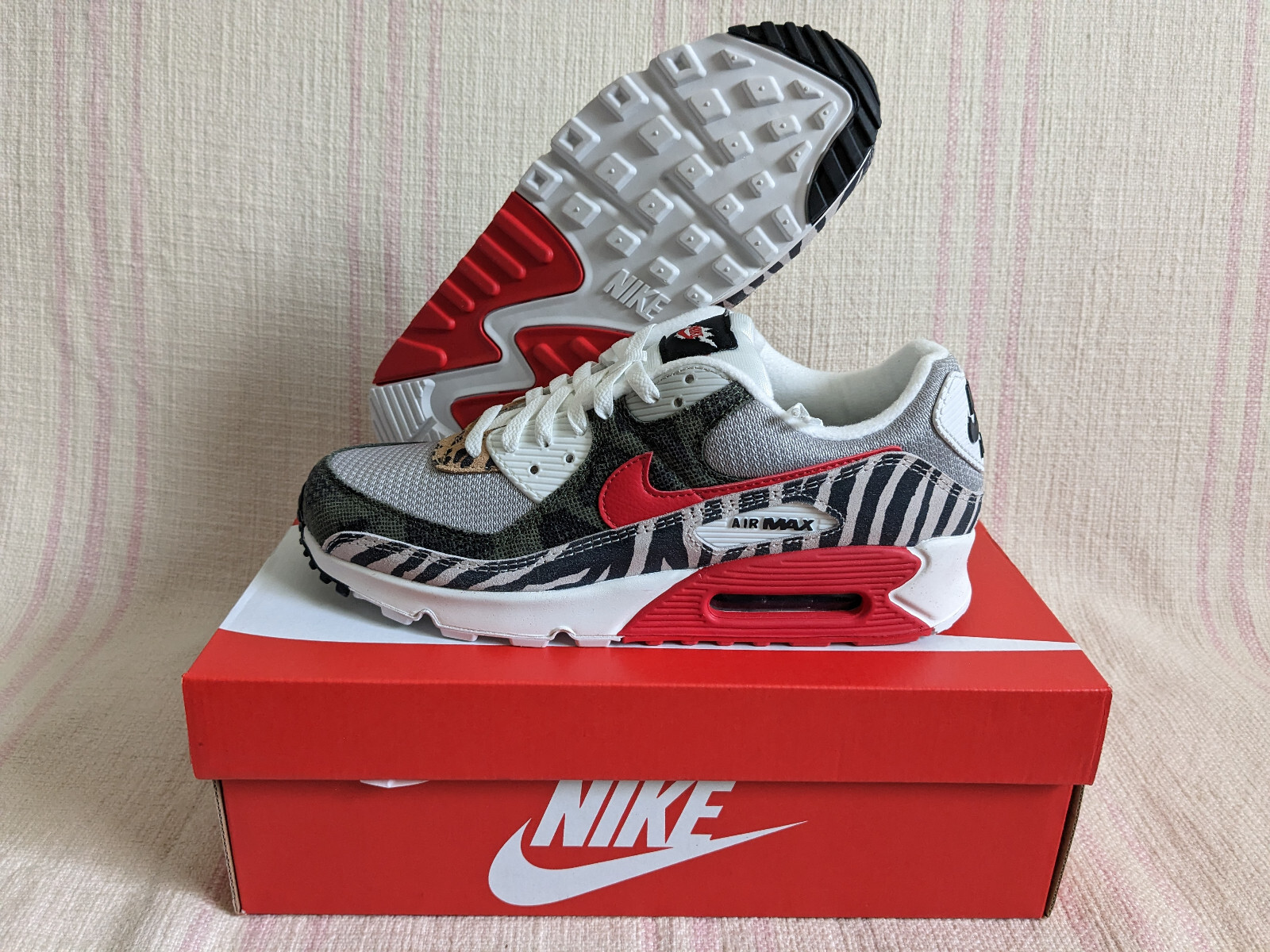 nike air max 90 animal print