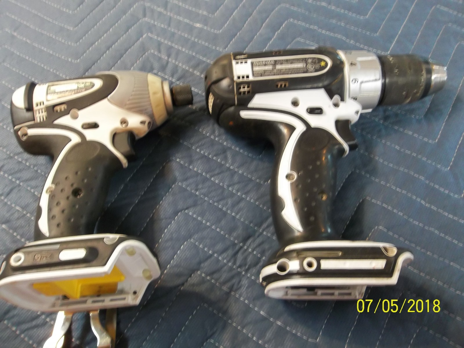 MAKITA COMBO SET18V BTD142 IMPACT DRIVER / BDF452 DRIVER DRILLDC18RA FAST CHRGER