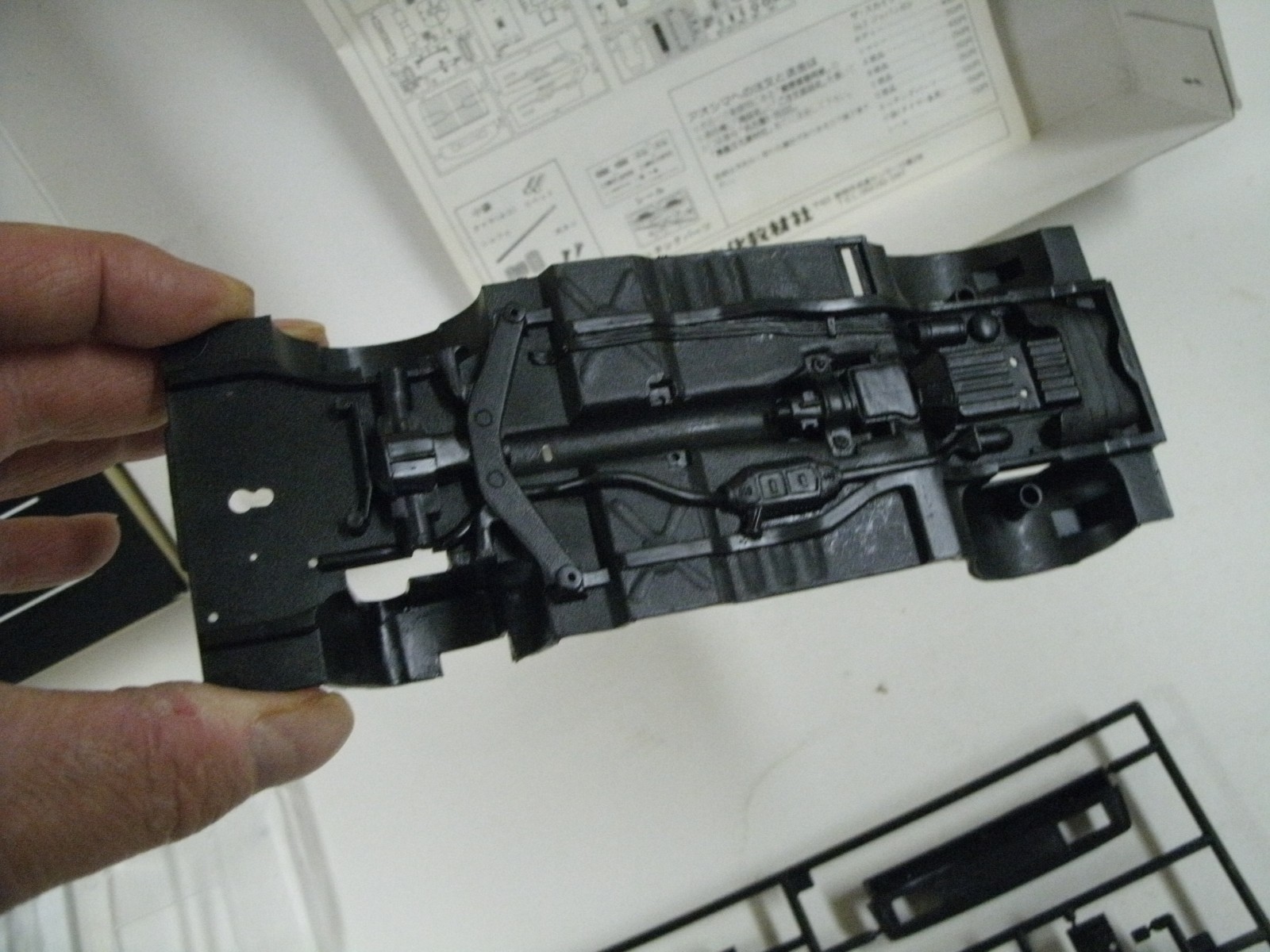 Aoshima 5th The Skyline 1977-1981 2000 Turbo GT-E-S 1:24 Model Car Kit #TS-1300