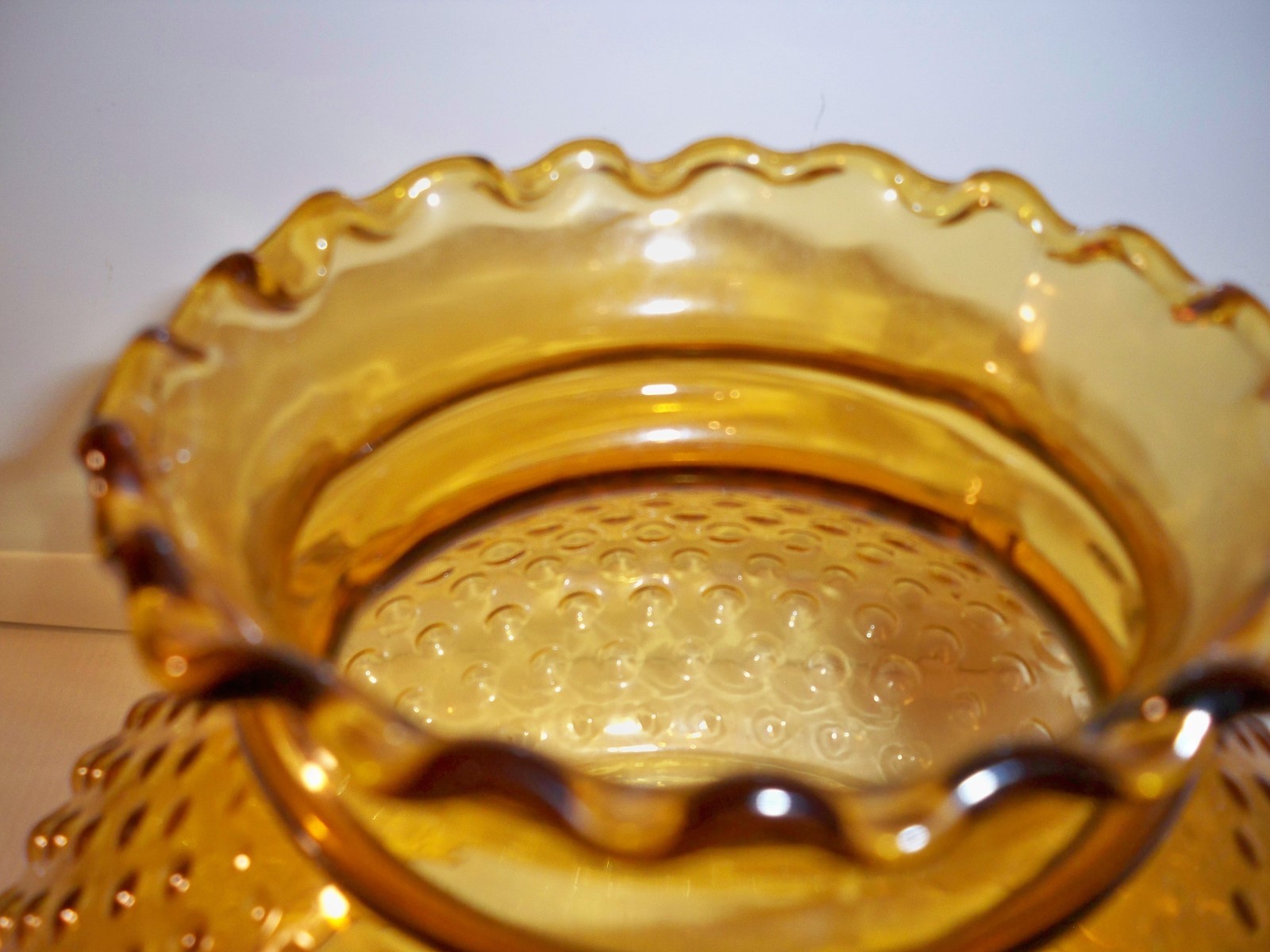 VINTAGE AMBER GLASS HOBNAIL LAMP SHADE