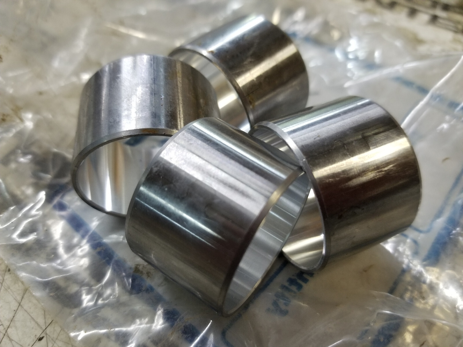 LOT OF 4 PC - CATERPILLAR 587-2880 SLEEVE BEARING 5872880 - Picture 1 of 4