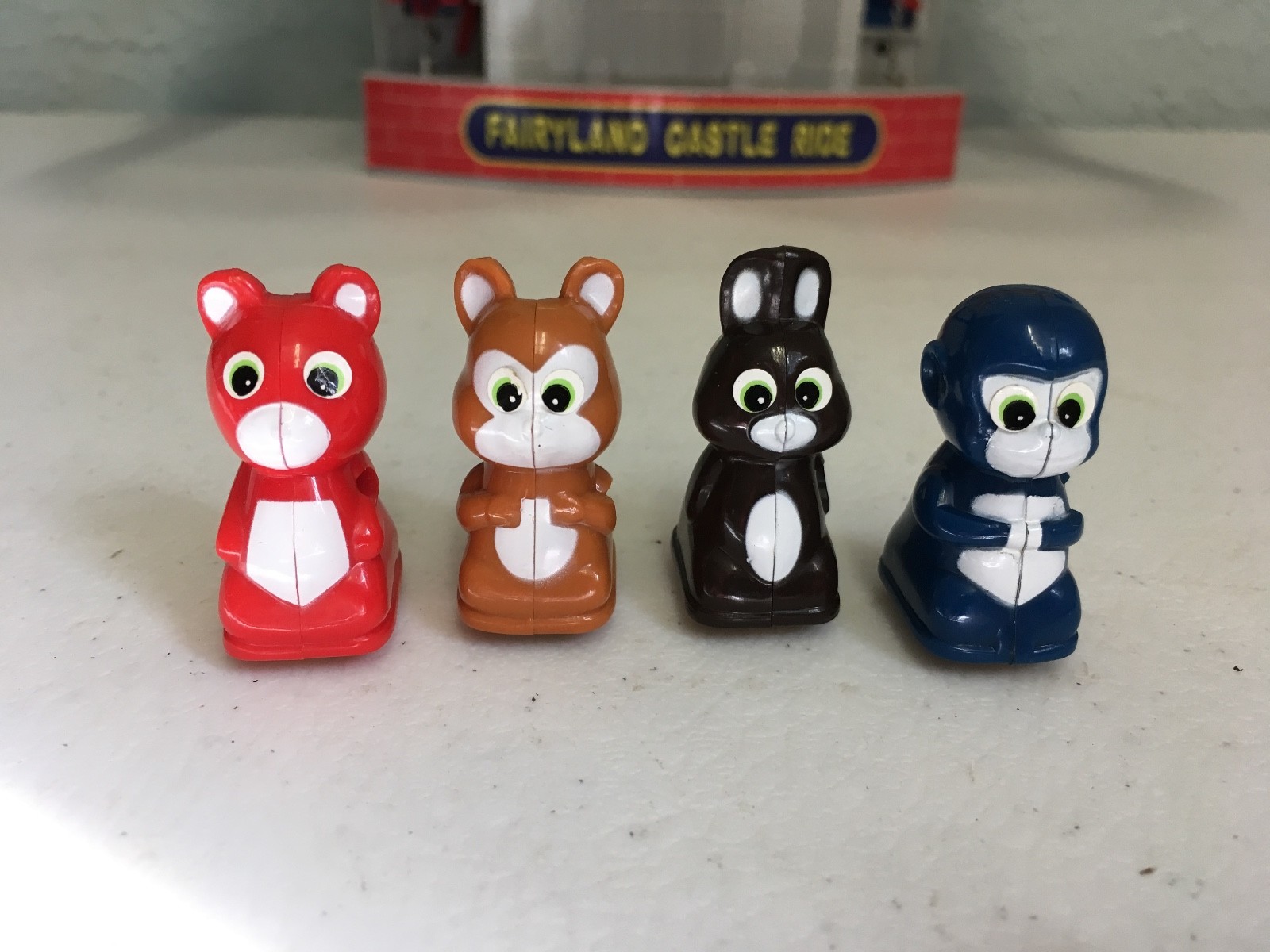 RARE 1985 Dah Yang Fairyland Castle Ride ~ Elevators ~ Ramps ~ Chirping Cuckoo