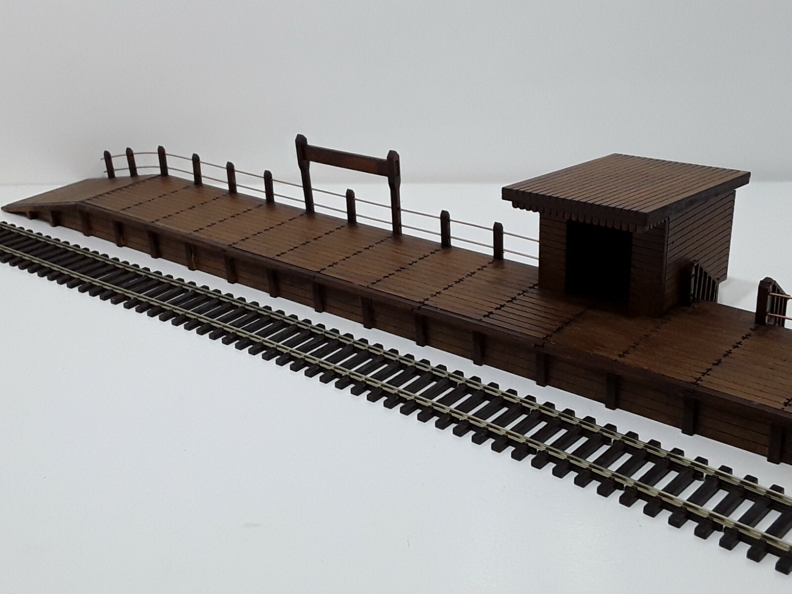 Laser Cut OO Gauge Wooden Station Platform and Halt Kit eBay