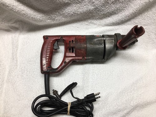 MILWAUKEE. H D. 1/2 INCH.  D. HANDLE  DRILL