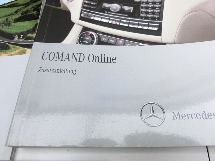 Mercedes W176 A200 12-15 Serviceheft Betriebsanleitung Anleitung Bordmappe Mercedes W176 A200 12-15 05.11.2012... Vorschau 4
