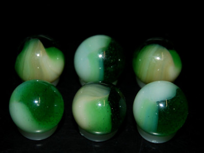 L@@K  Green Vitro Marbles Collector Set KEEPERS #373  L@@K