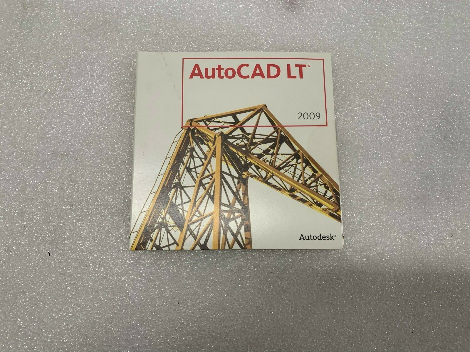 AutoCAD LT 2013 アップグレード版 DVD Amazon | AutoCAD LT 2013 Commercial New SLM | CAD | PCソフト