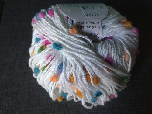 filatura di crosa baby tahki stacy charles pom pom White Yellow Italy Made Yarn