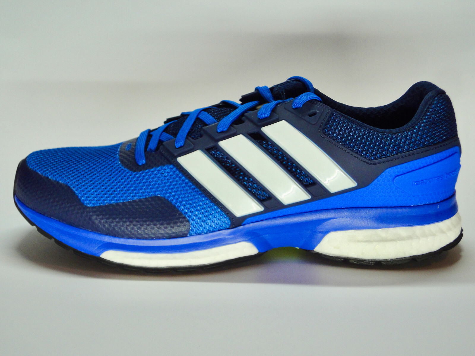 Adidas Response M Boost Herren Laufschuh Schwarz Running Adidas Response M Boost Herren Laufschuh Schwarz Running
