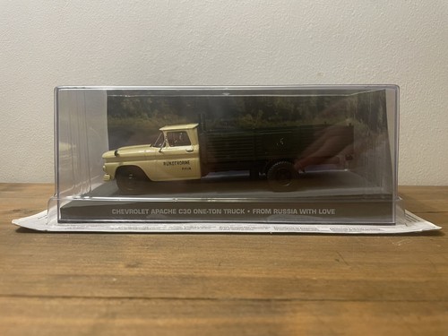 CHEVROLET APACHE C30 Truck 126 James Bond Collection Model