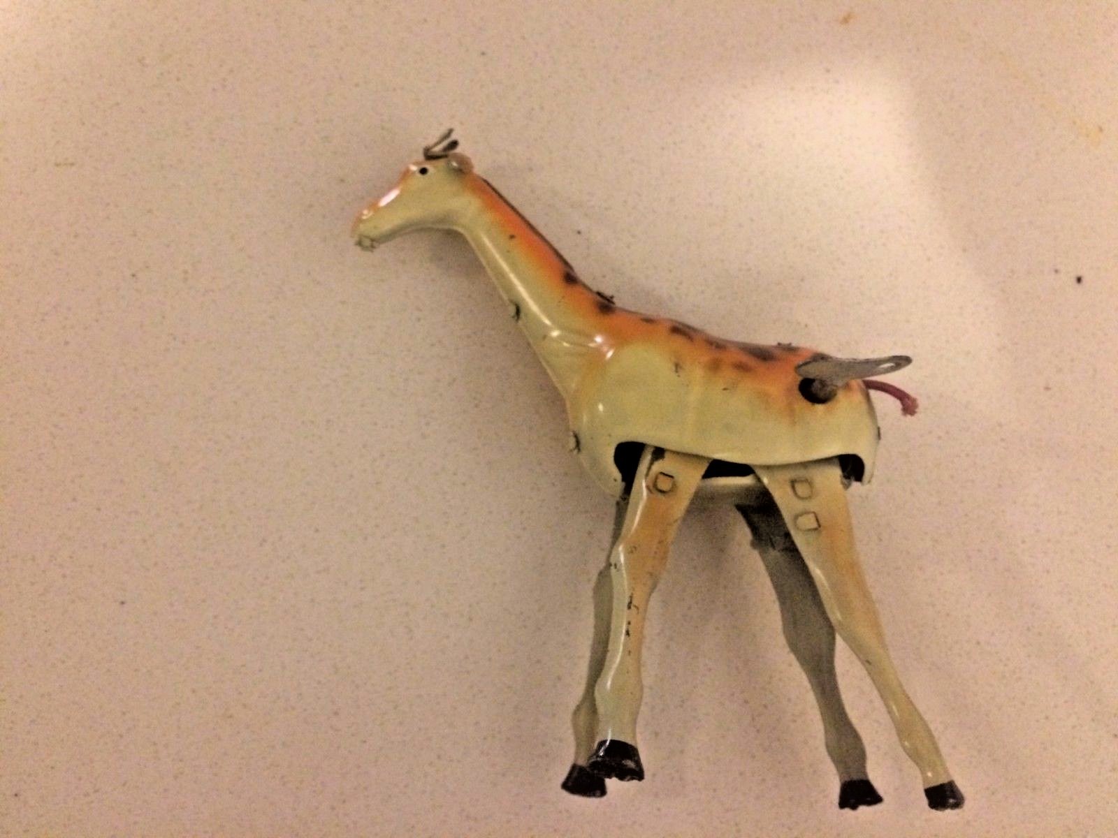 Vintage Old Collectible Rare African Giraffe Animal Wind Up Litho Tin Toy Japan