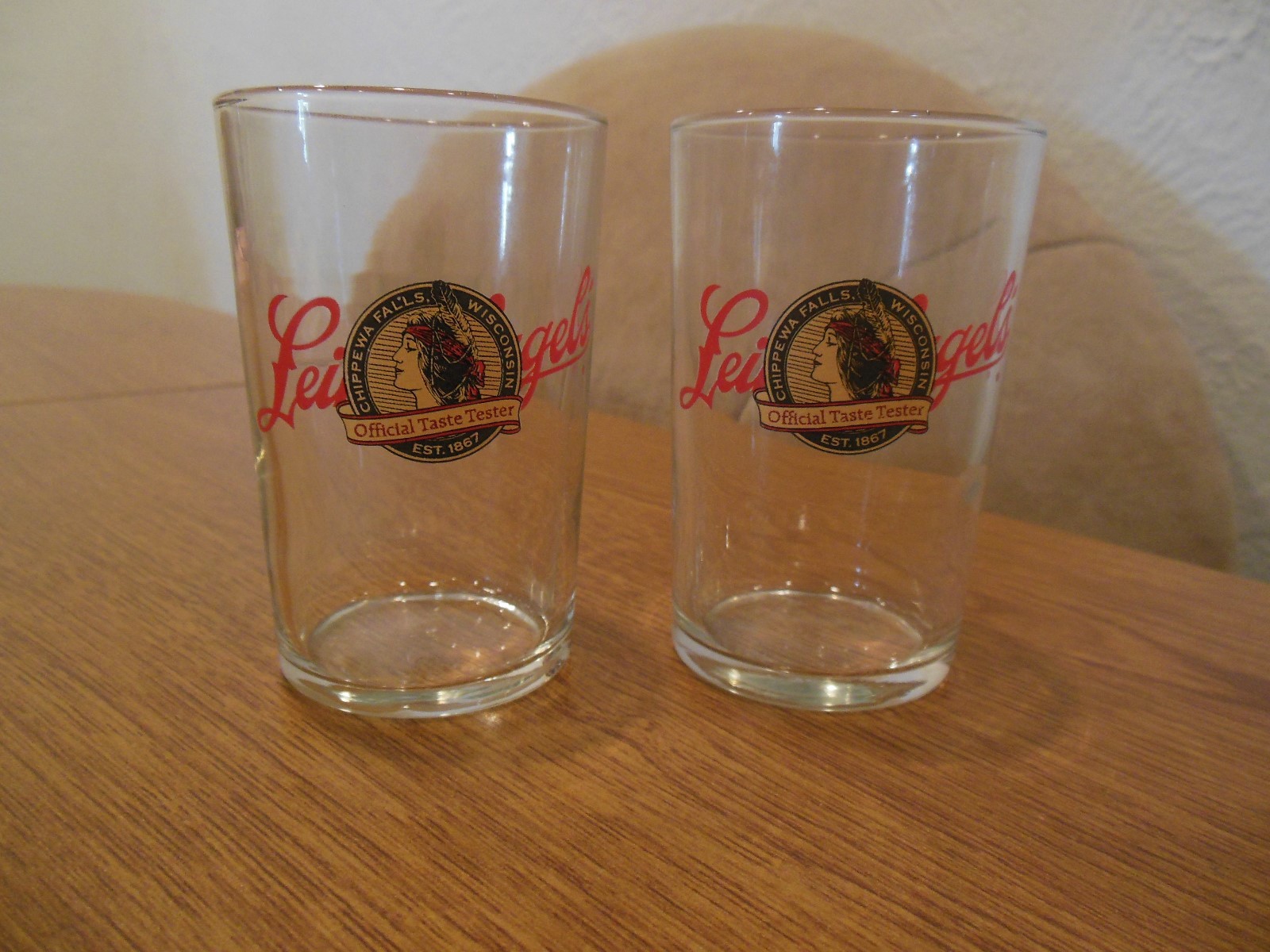 2 LEINENKAGELS GLASSES TASTE TESTER CHIPPEWA FALLS WISCONSIN